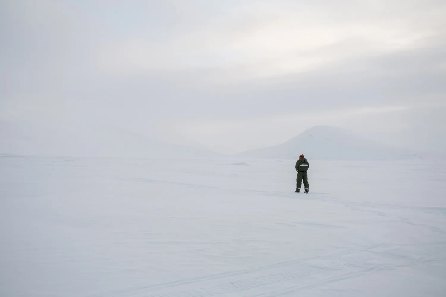 Edges of the Visible, a photo series from Svalbard